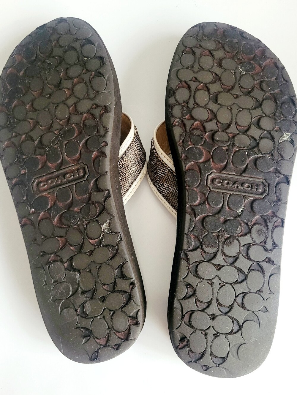 Coach Judy Women's Tan Signature Leather Thong Sandal US 7.5 - Picture 10 of 16